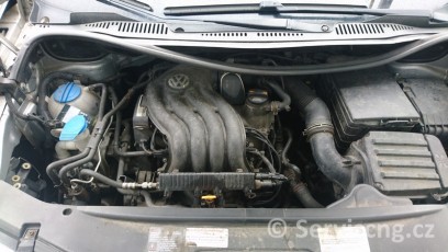 VW_Caddy_2,0_CNG_motor