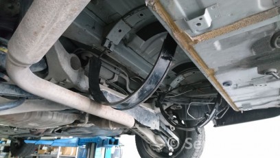 Volvo_V70_2,4_CNG_BiFuel_nadrz_upevneni